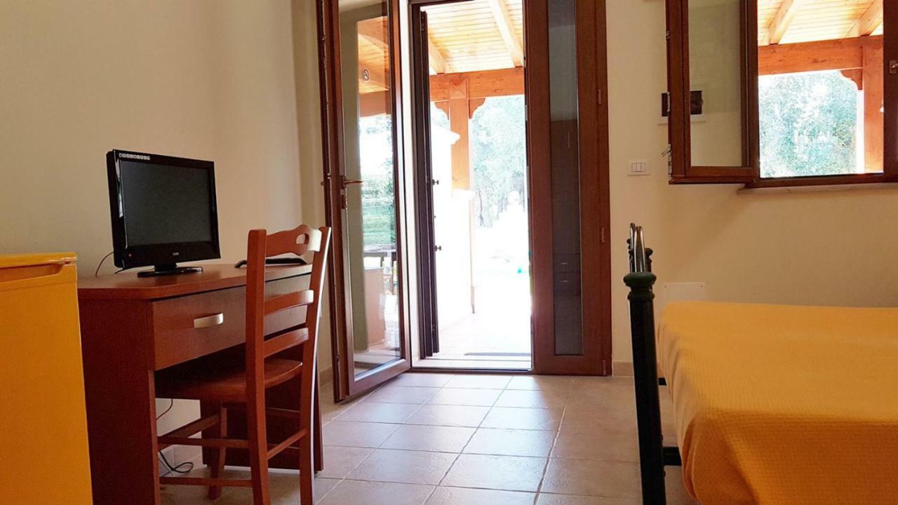 Il Casale Di Zio Marco Villa ตอร์เรเคียนกา ภายนอก รูปภาพ