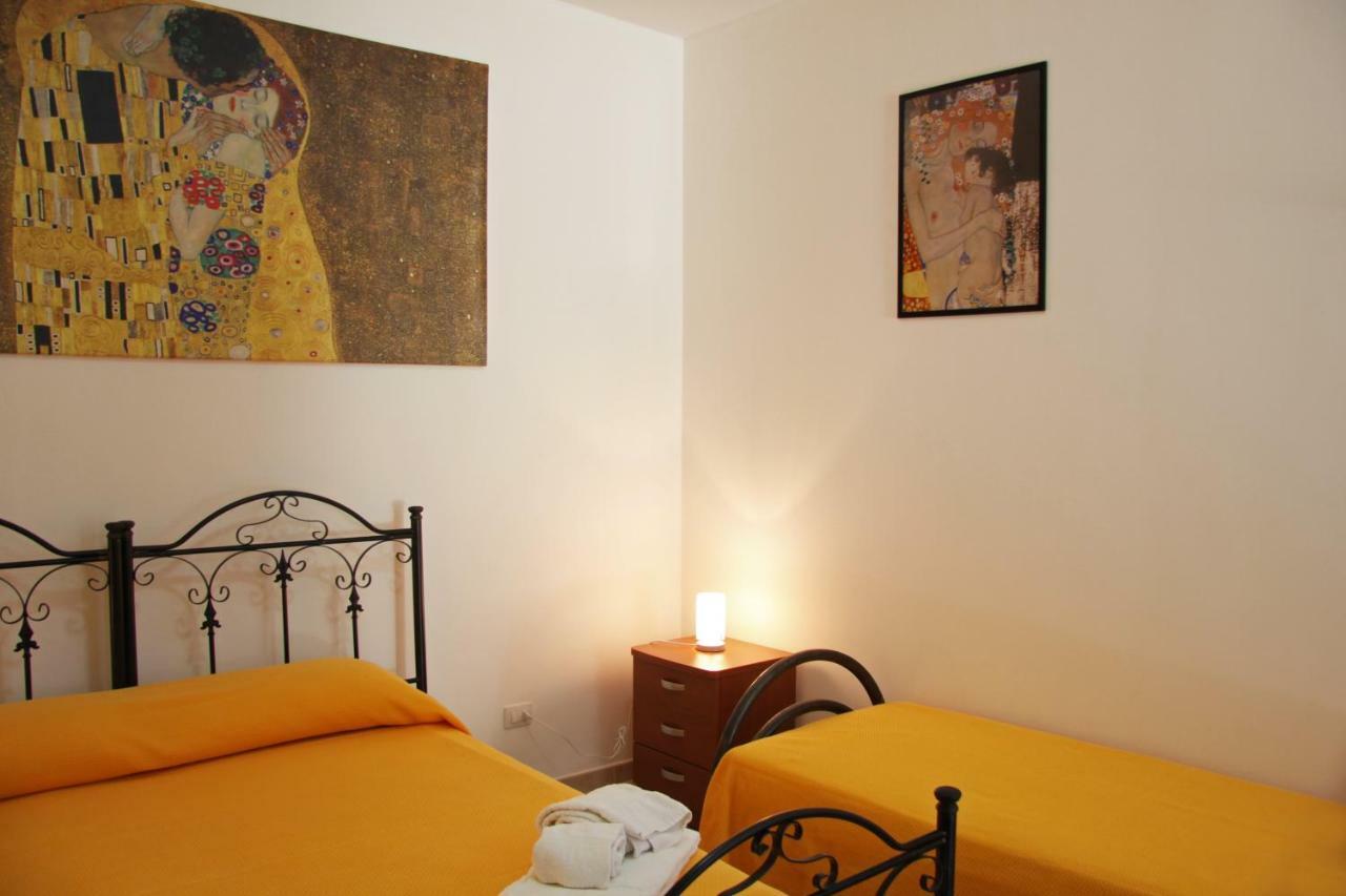 Il Casale Di Zio Marco Villa ตอร์เรเคียนกา ภายนอก รูปภาพ