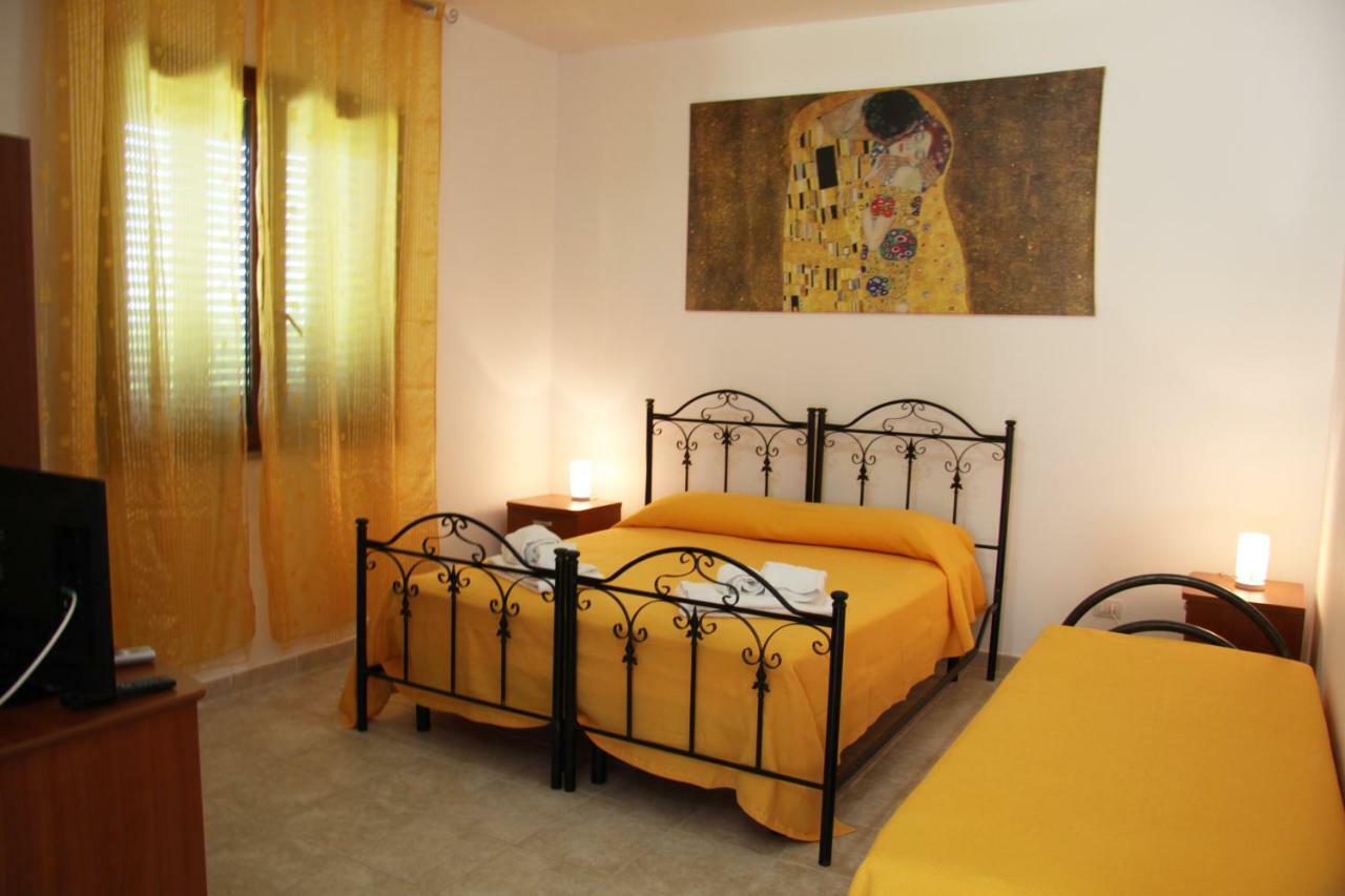 Il Casale Di Zio Marco Villa ตอร์เรเคียนกา ภายนอก รูปภาพ